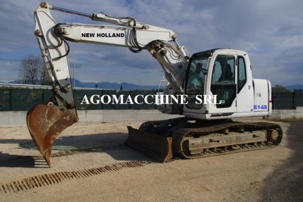 : NEW HOLLAND_E145_Escavatori