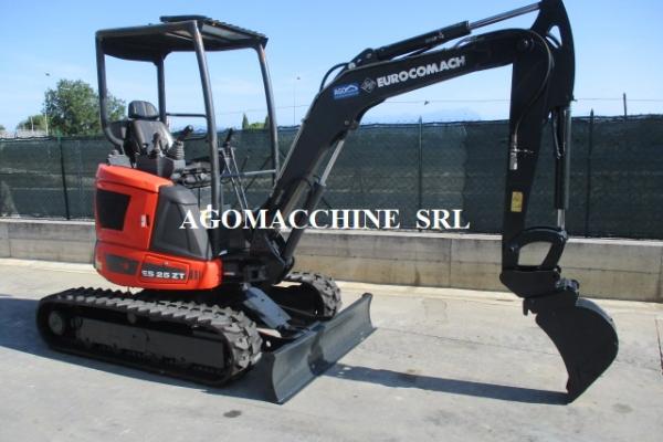 : EUROCOMACH_ES25ZT_Miniescavatori