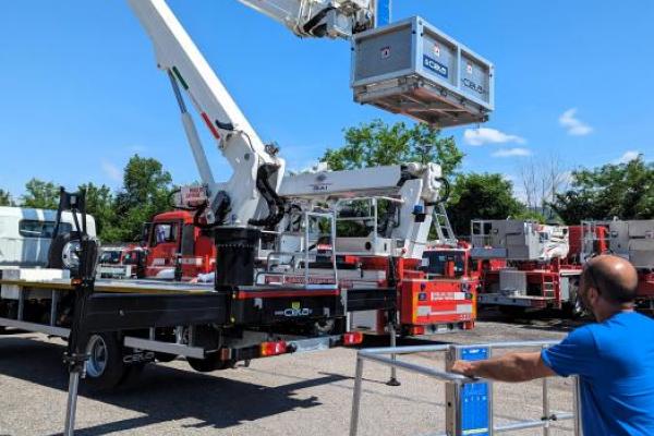 : Cela_Truck DT37_Piattaforme aeree