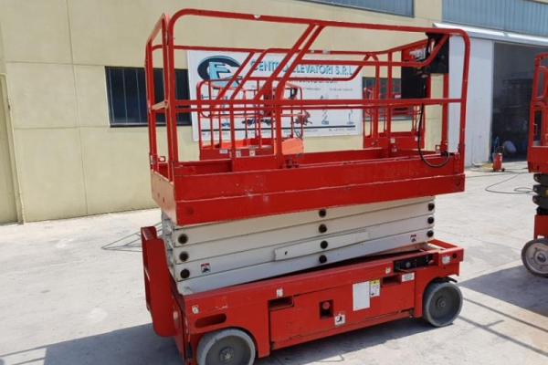 : Haulotte_Compact 12_Piattaforme aeree