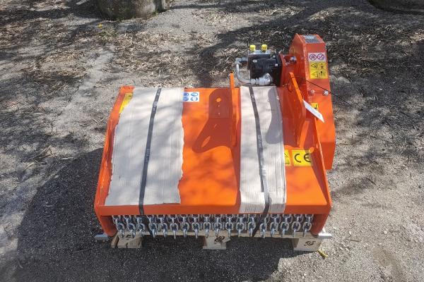: LIPA_TLBE-N 70_Benne e accessori per escavatori