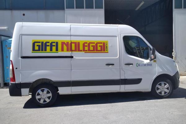 : Nissan_NV400_Automezzi