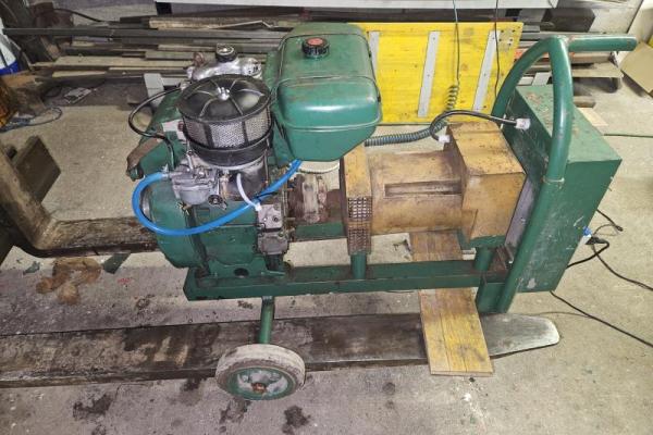 : LOMBARDINI MECC ALTE_380-220 TRIFASE 3KVA_Generatori di corrente