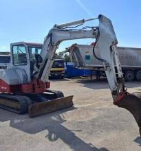 : TAKEUCHI_TB153FR_Miniescavatori
