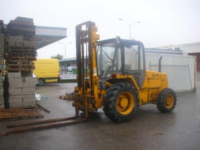 carrello elevatore a 4 ruote usato